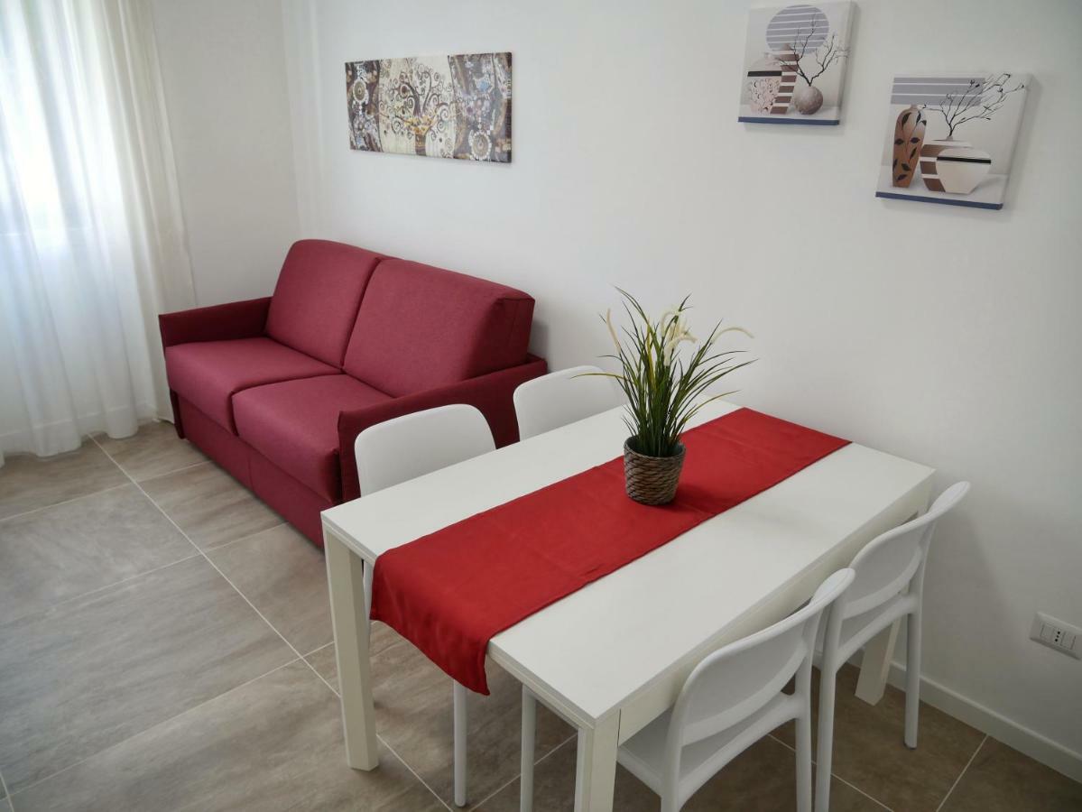 Denza Apartments Кастелламмаре-ди-Стабия Экстерьер фото